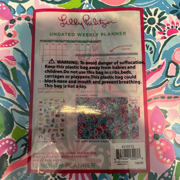 Lilly Pulitzer Weekly UNDATED planner - Picture 2 of 5